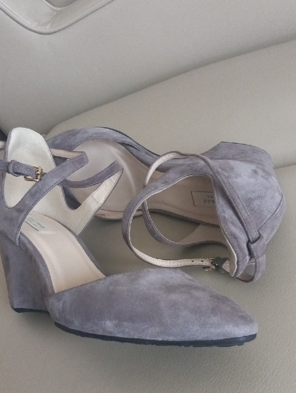 Cole Haan Gray Suede Architectural Wedge Heels with Buckled Ankle Strap Size 7.5 - Picture 12 of 16